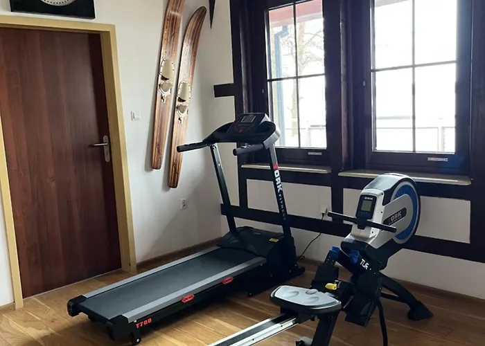 Na Wodzie - Marina & Botel Siemiany