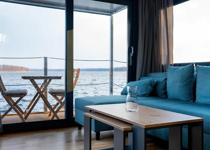 Botel Na Wodzie - Marina & Siemiany